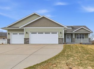 3302 County Farm Rd, Eau Claire, WI 54703