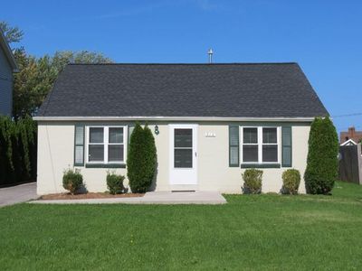 212 Lowden Point Rd, Rochester, NY, 14612