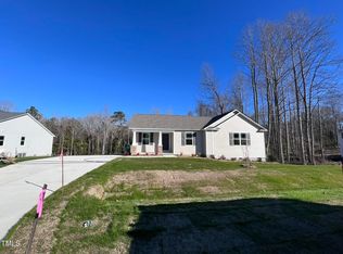 204 Constellation Ct, Benson, NC 27504