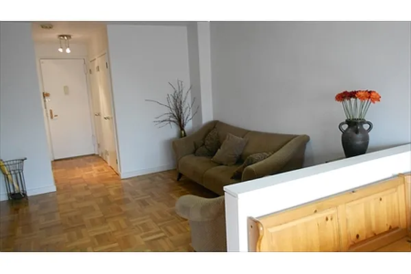 Rented by Kleier Residential | media 14