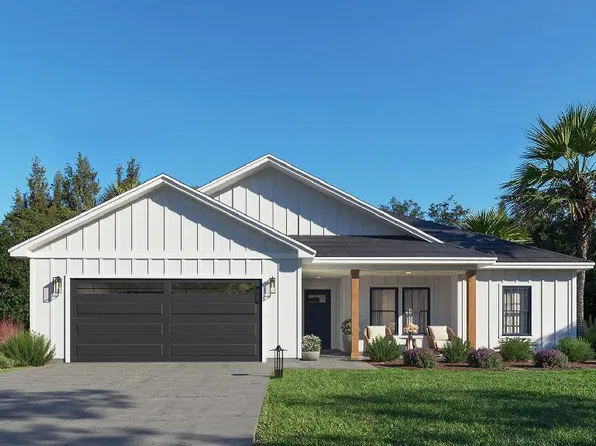 2359 Rockford Dr, Chipley, FL 32428