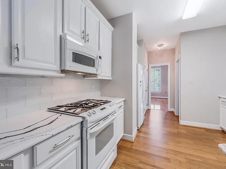 11485 Waterhaven Ct — Photo 28