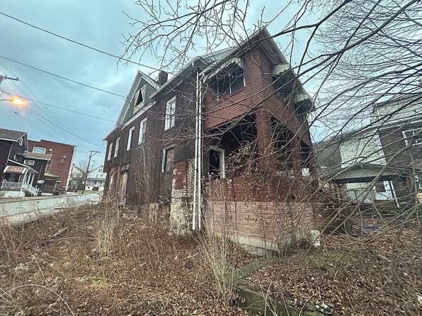 1038 Church Ave