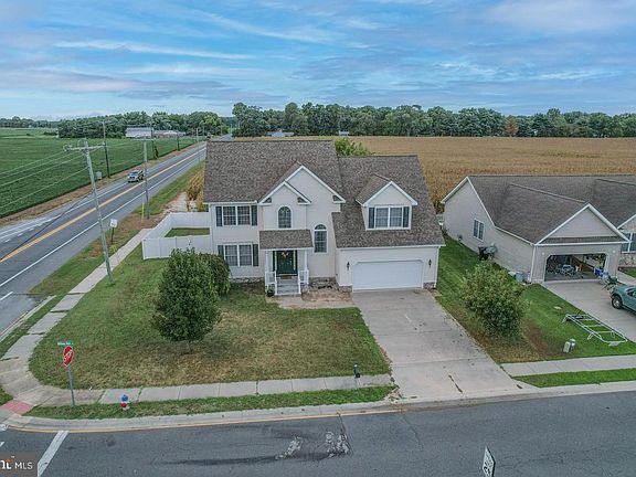 3rd image of 101 William Ross Ln
