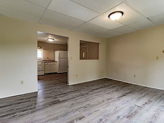 4th image of 1931 E 4th St #2