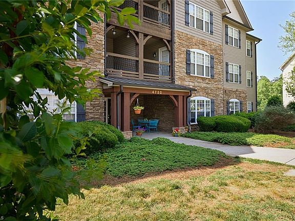 2nd image of 4732 Tatton Park Cir Unit 3B