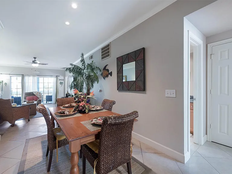 7000 Seawall Blvd #524 — Photo 12