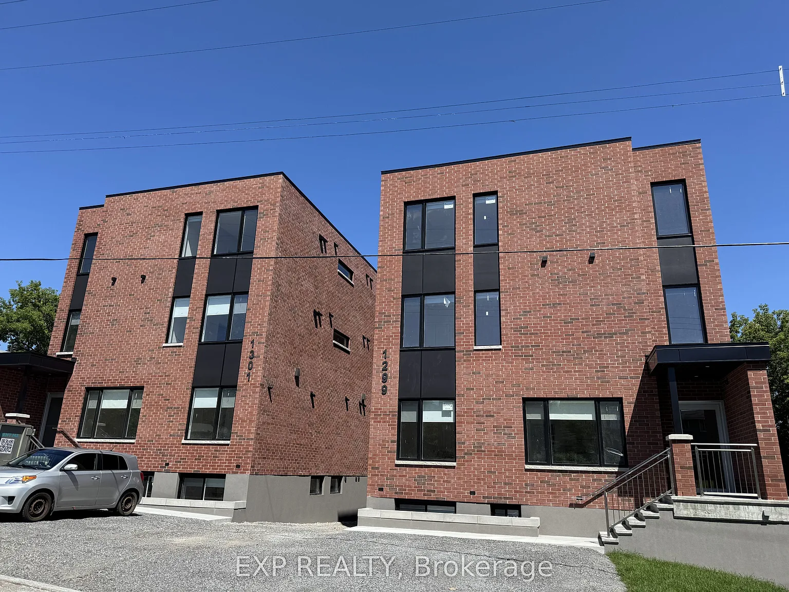 2 bed, $2,300 — Photo 1