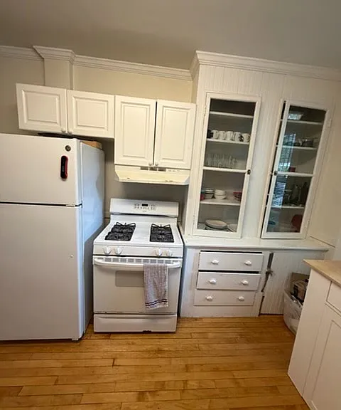 15 Centre St #14-B — Photo 7