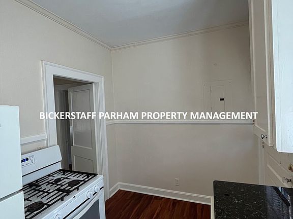 5th image of 923 Cooper Ave