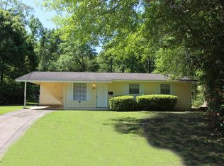 2211 Melanie Dr, Tallahassee, FL 32304