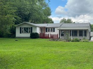 1826 Leonard Rd, Rockford, IL 61109