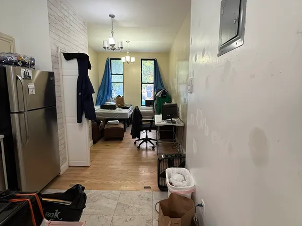 416 East 78th Street image 1 of 11