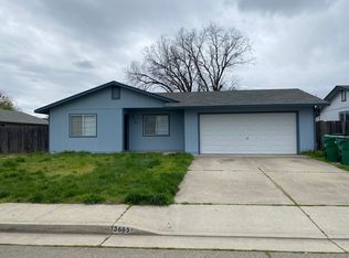 3665 Webster Dr, Anderson, CA 96007