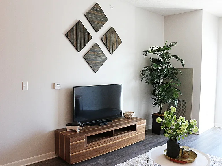 Nichol Flats — Photo 4