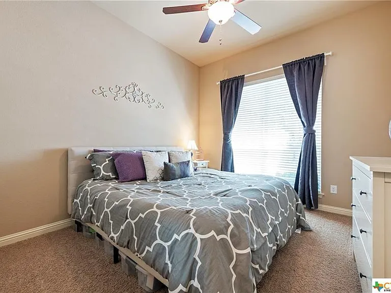 Bed1
