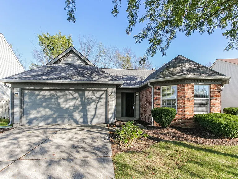 4929 Aspen Crest Ln — Photo 1
