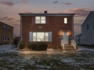 3400 W 210th St, Fairview Park, OH
