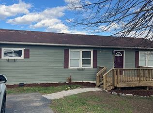 1602 Gallimore St, Christiansburg, VA 24073