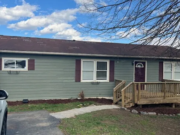1602 Gallimore St, Christiansburg, VA 24073