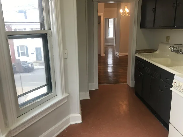 25 S Locust St #2 — Photo 8