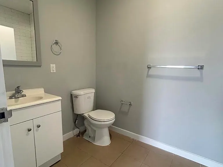 146 Hamilton Ave — Photo 5