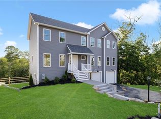 20 Tuscan Ct, Cumberland, RI 02864