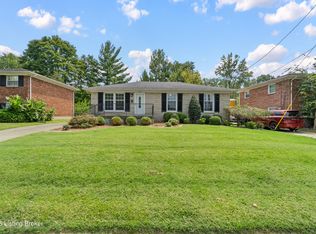 7534 Pimlico Dr, Louisville, KY 40214