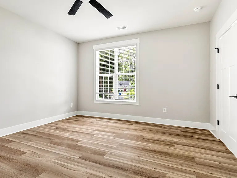8269 Wonderland Ln — Photo 21