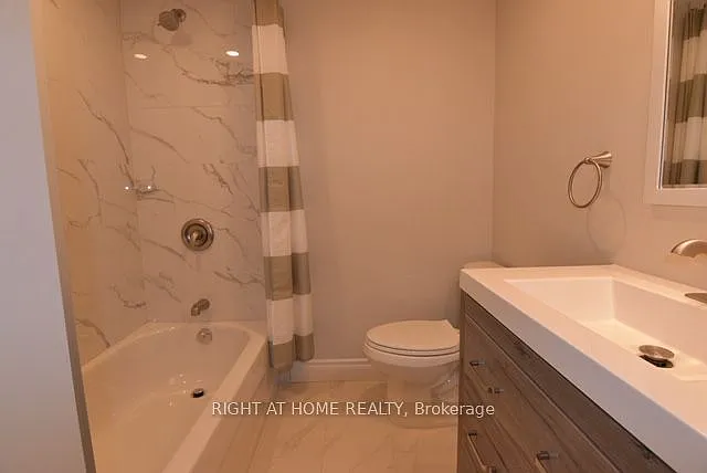 9 Elnathan Cres #BASEMENT — Photo 10
