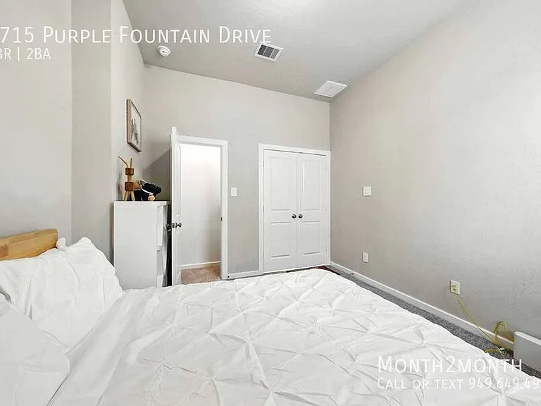 4715 Purple Fountain Dr — Photo 9