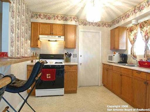 4th image of 179 FAIR VALLEY DR