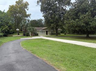 3250 SE Lake Weir Ave, Ocala, FL 34471