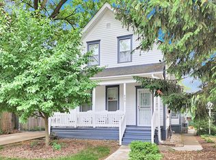 833 Superior St, Aurora, IL 60505