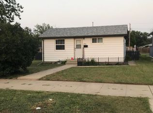 920 8th Ave W, Williston, ND 58801