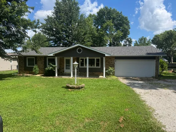 125 E Pennell Street, Bolivar, MO 65613