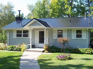 3569 Pinelands Rd, Gladwin, MI 48624