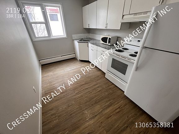 2nd image of 2119 Osler St #6