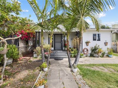 1123 W 56th St, Los Angeles, CA, 90037