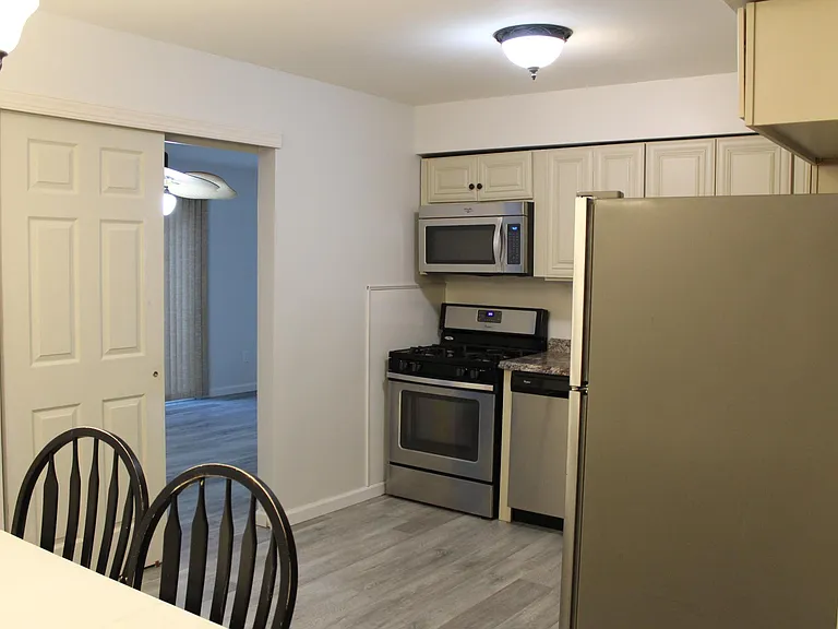 3238 Meadow St — Photo 15