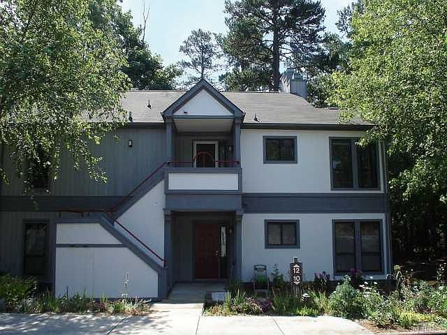 1st image of 12 Stillwater Park
