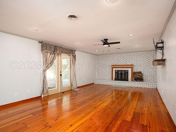5th image of 3620 Wayne St