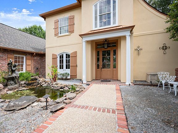 3rd image of 518 Willows End Ct E