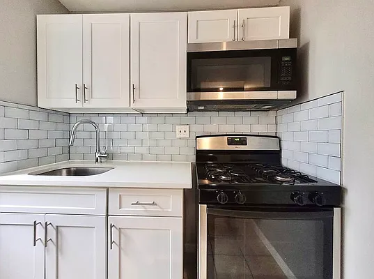 Rented by Bruma Realty LLC | media 5