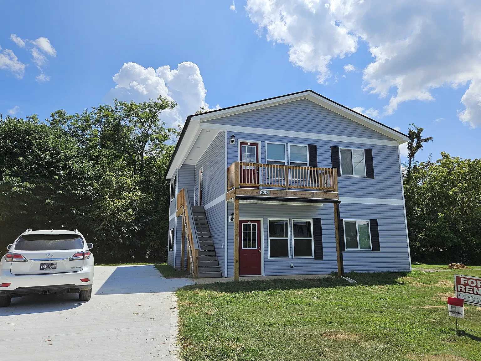 2 bed, 1000 sqft, $1,400 — Photo 2