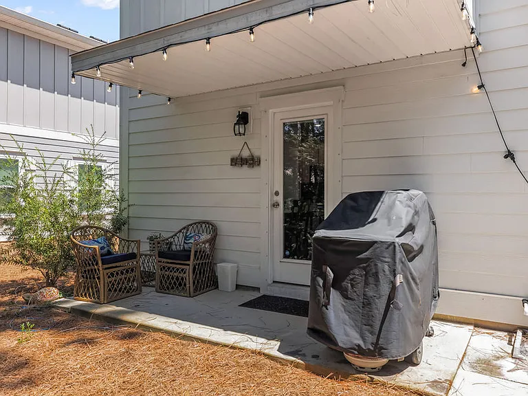 42 Sandy Cove Way — Photo 3