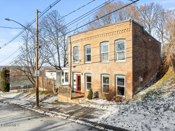 28 Eagle Street, Troy, NY 12180