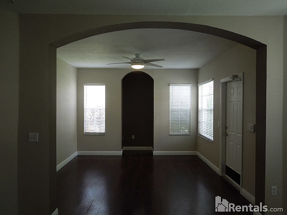 5th image of 1110 Belmont Ln