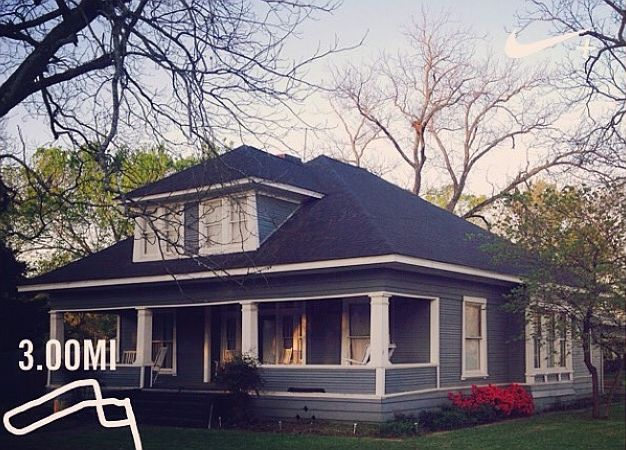 1st image of 400 S Bonner Ave