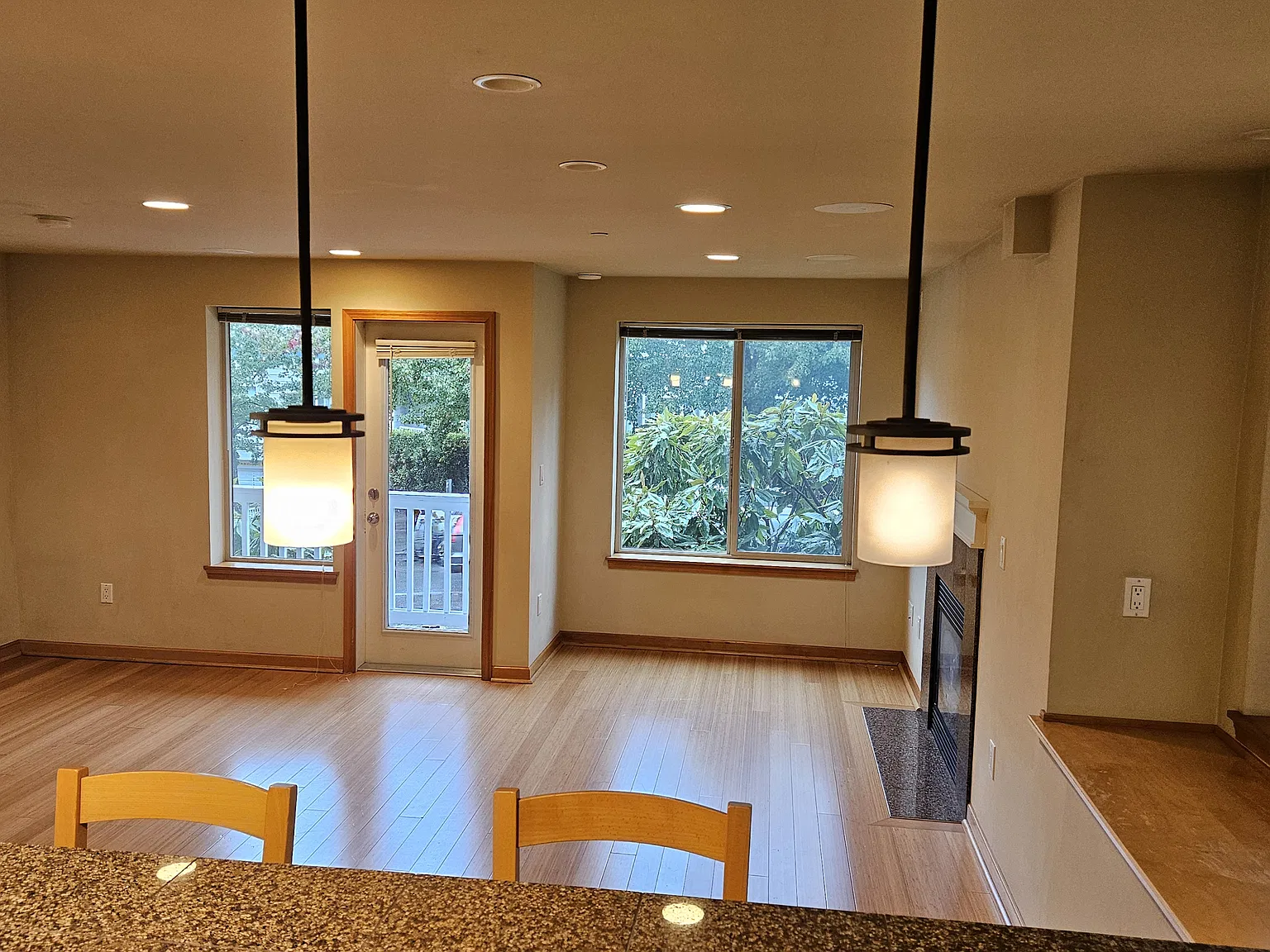 3 bed, 2.5 bath, 1780 sqft, $3,350 — Photo 4